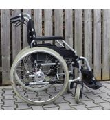 025-Mechanický invalidní vozík Meyra.