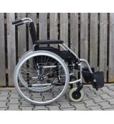 041-Mechanický invalidní vozík Meyra.